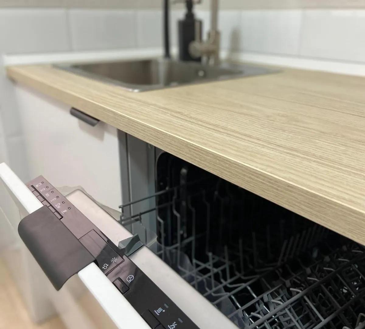 Apartamento A 2 Min De La Playa - 3 Dormitorios - Wifi - Totalmente Equipado Almería