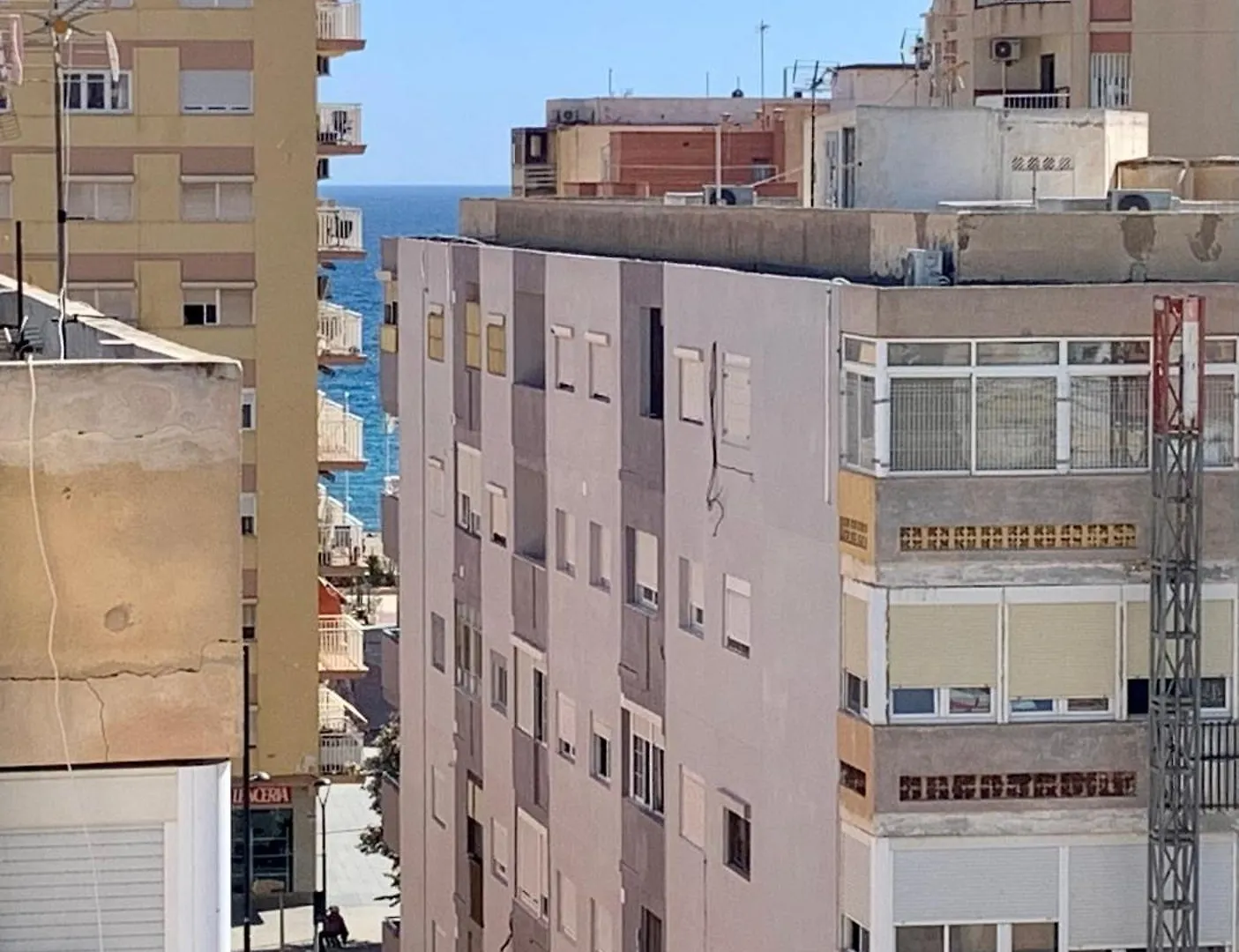 Apartamento A 2 Min De La Playa - 3 Dormitorios - Wifi - Totalmente Equipado Almería Apartment