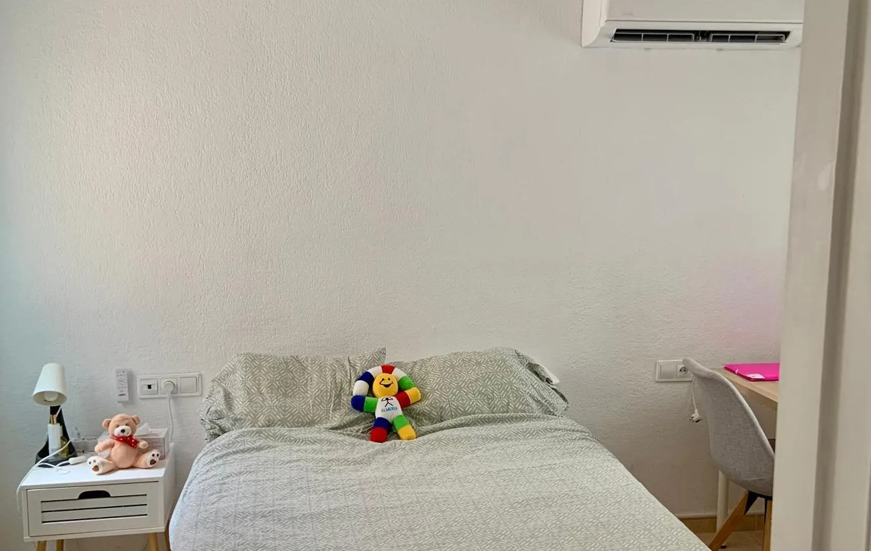 Apartamento A 2 Min De La Playa - 3 Dormitorios - Wifi - Totalmente Equipado Almería